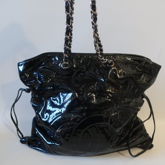 Authentic Chanel Black Interlock CC Patent Leather Bonbons Shopper Tote Handbag - Picture 1 of 16